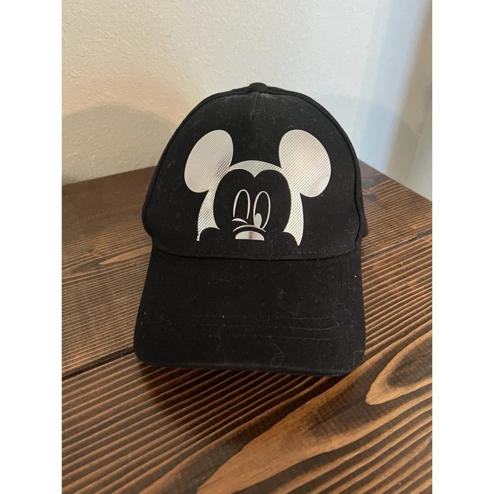 2023 Disney Parks Exclusive Metallic Icon Mickey Mouse Adjustable Hat/Cap‎